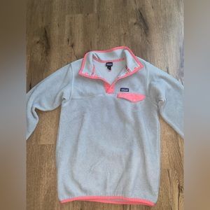 Patagonia sweater Size Girls XL 14